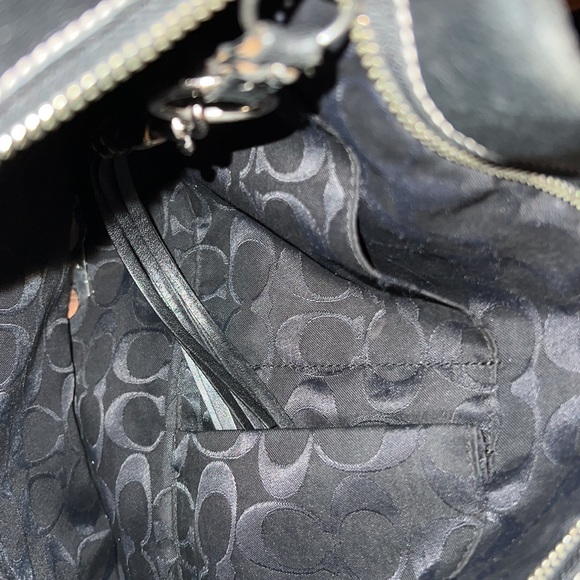 Coach - Picture 4 of 4